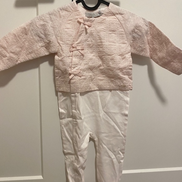 Baby Dior pink one piece footed suit - 18 months - Picture 2 of 2